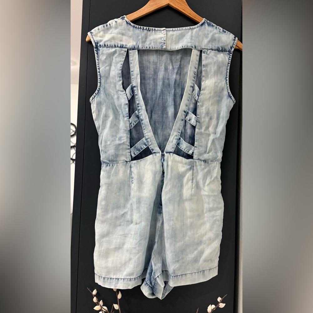 RVCA Light Blue Denim Outfit - Picture 2 of 6